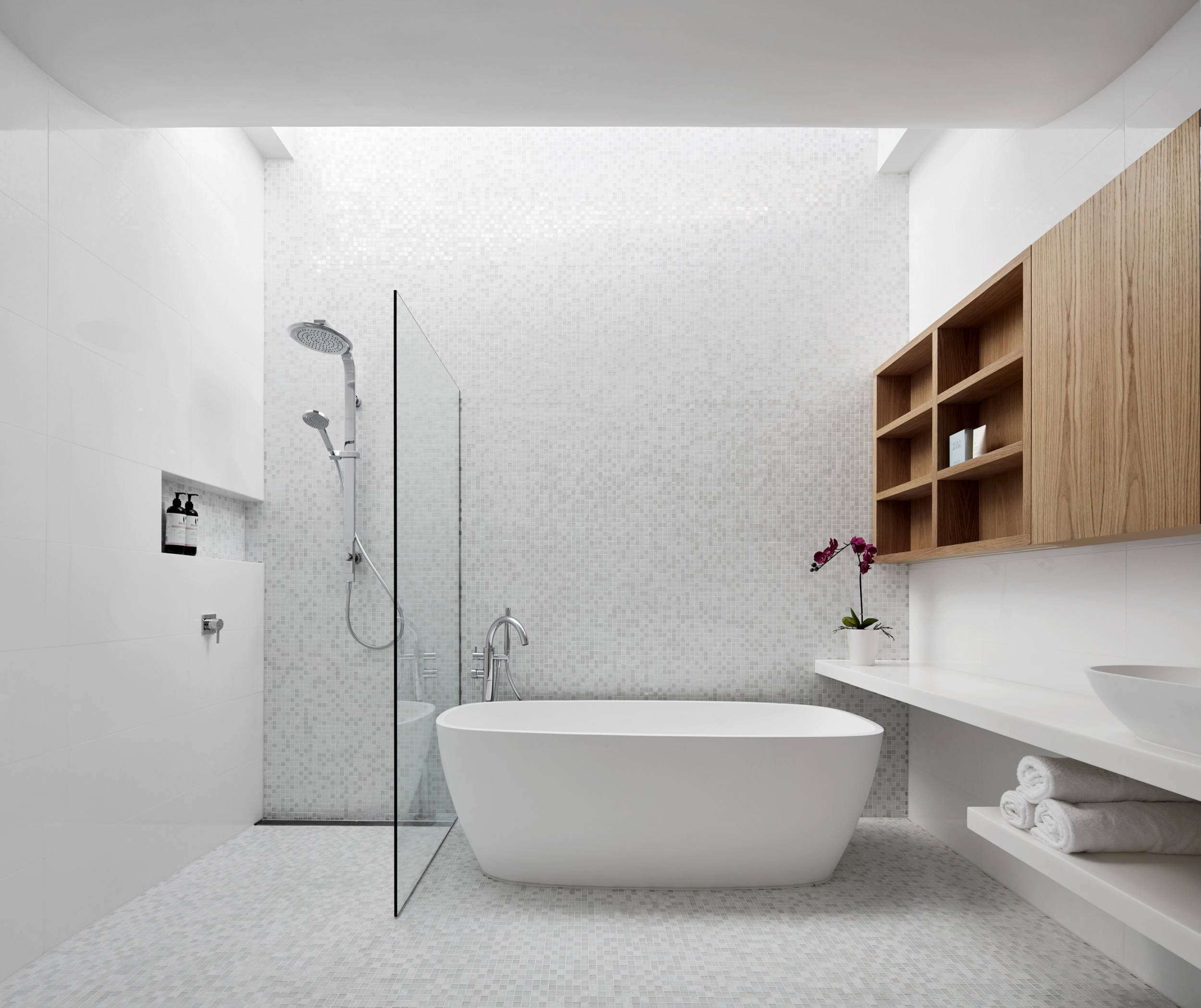Bathroom Remodeling Ideas on a Budget That Make a Real Difference