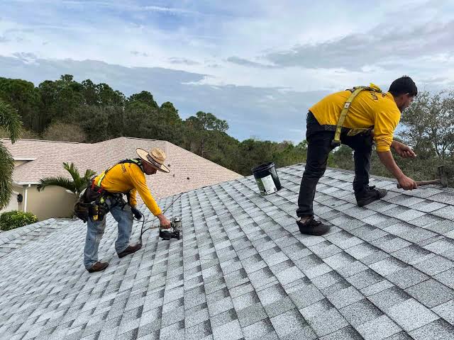 Roof Repair vs Roof Replacement
